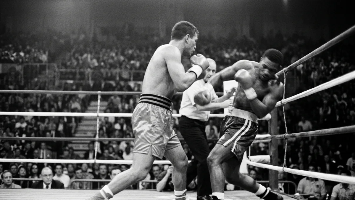 Chávez vs Camacho 1992: Mexico Against Puerto Rico on Independence Weekend in Las Vegas