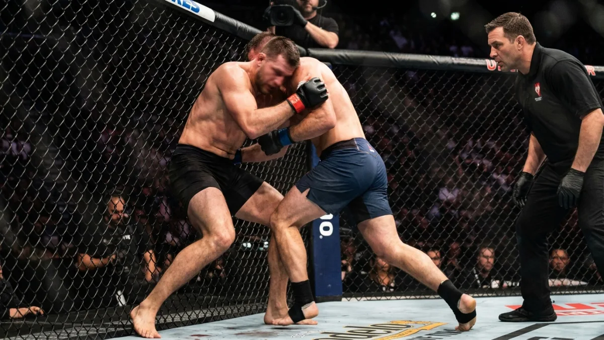 UFC 165: JON JONES NARROWLY DEFEATS ALEX GUSTAFSSON