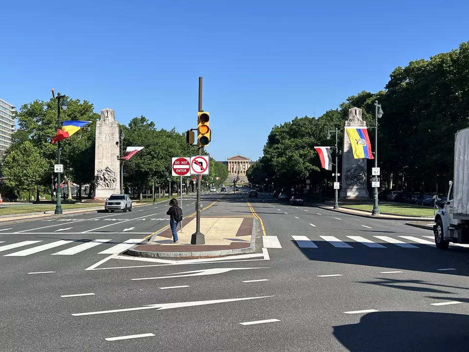 Tree-lined Benjamin Franklin Parkway boulevard in Philadelphia