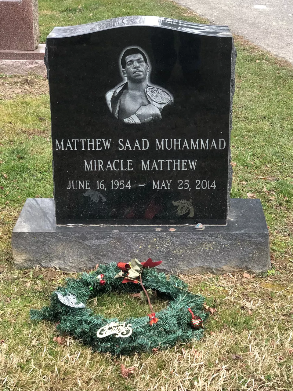 Headstone of Matthew Saad Muhammad at Ivy Hill Cemetery