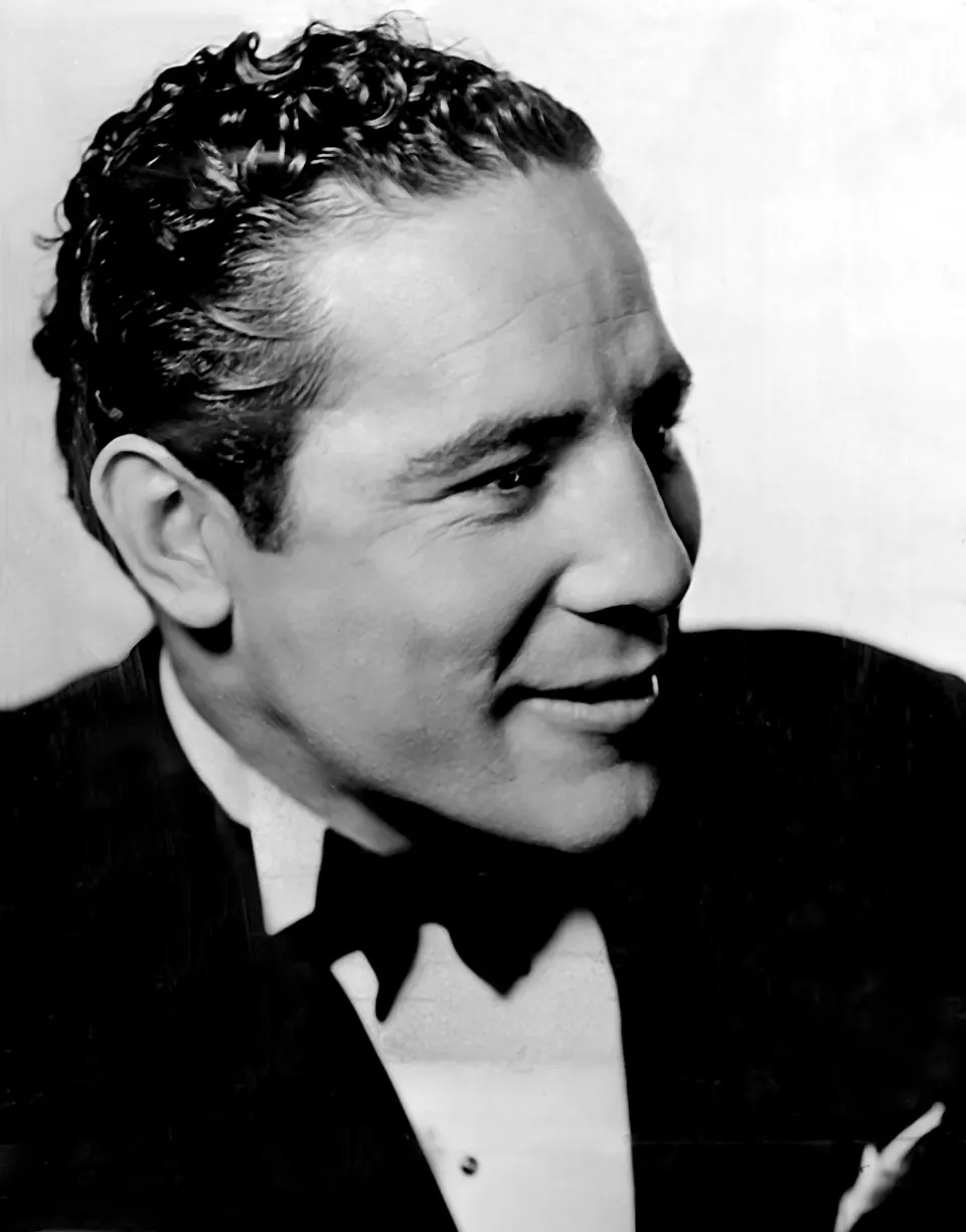 Black-and-white publicity portrait of heavyweight boxer Max Baer