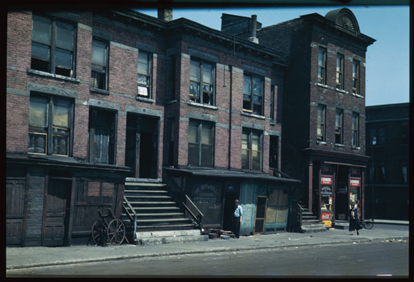 Street scene on Maxwell Street in Chicago in 1944