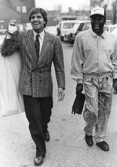 Nino Benvenuti standing beside Emile Griffith in Rome