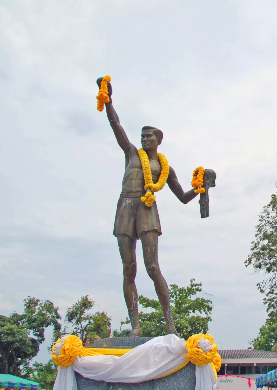 Statue of boxer Pone Kingpetch in Hua Hin, Thailand