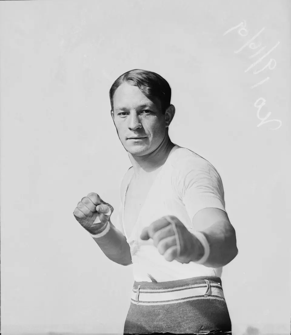 Stanley Ketchel standing in a boxing pose