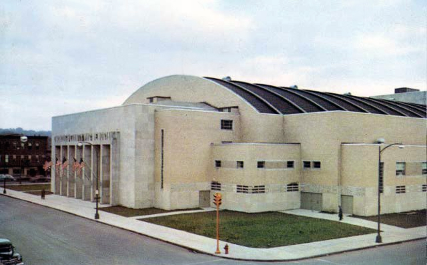 Exterior of the Onondaga County War Memorial in Syracuse in 1954